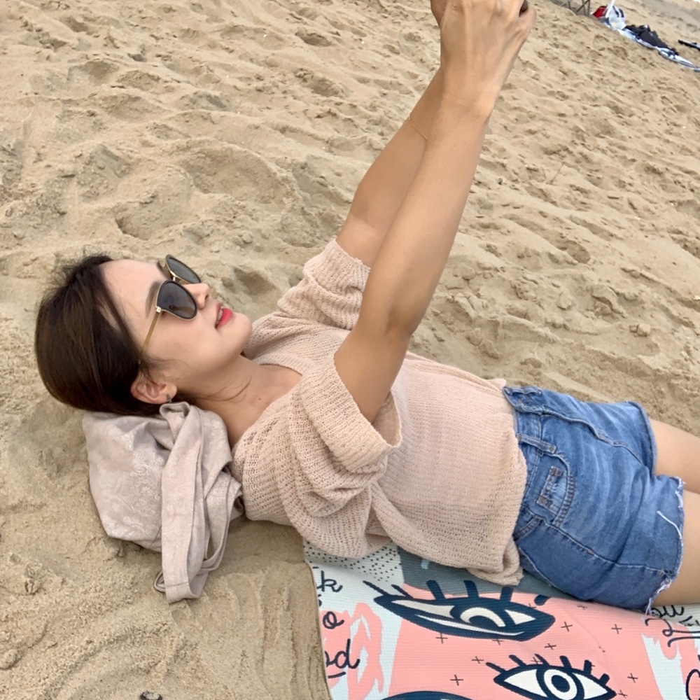 Meet your Posher, Hyunyoung